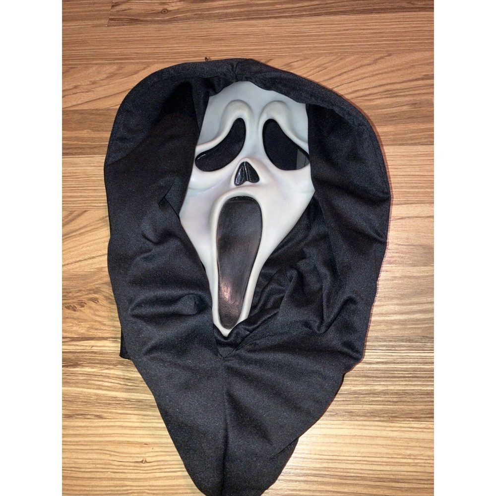 Vtg‎ Scream Ghostface Droop Collar Easter Unlimited Fun World